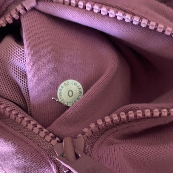 Lululemon Bundle Jacket & Tops Size 0 - Picture 3 of 6
